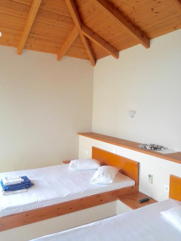 12 Gods Resort Pilos Habitación foto