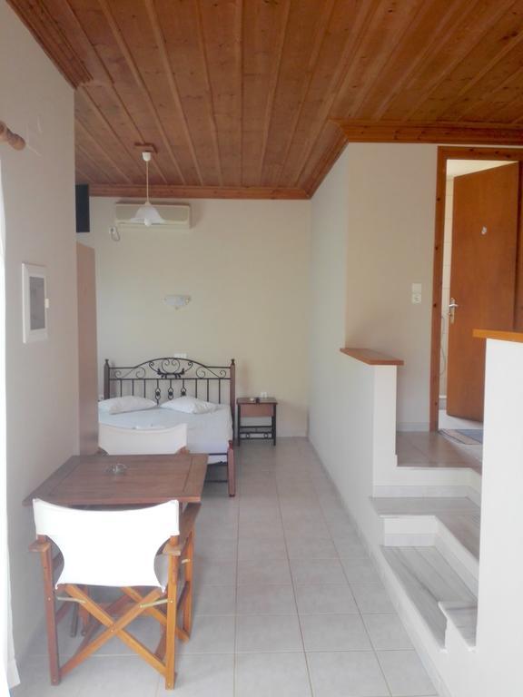 12 Gods Resort Pilos Habitación foto